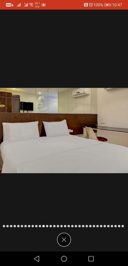 โอโย 90023 รูมะฮ์ ตุมปางัน ไตฮู Hotel Kampung Sungai Rengit ภายนอก รูปภาพ